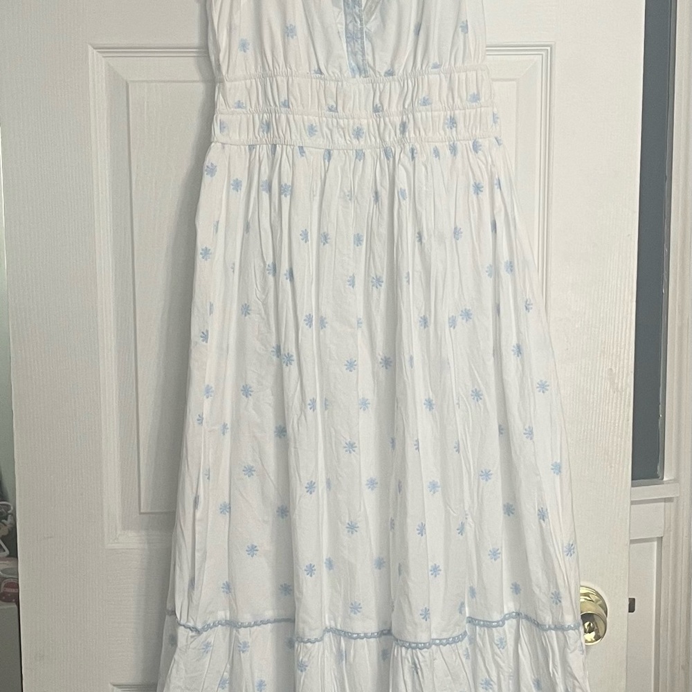 Rachel Zoe White and Blue Floral Dress with matching baby outfit 3-6months